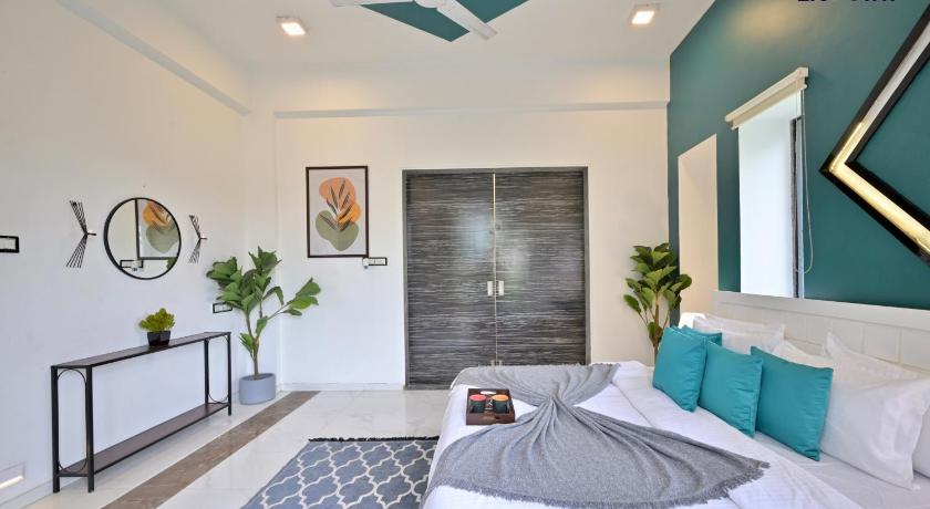 Bedroom 2, EKO STAY (Gold) - BLUE PEBBLE VILLA, Pune