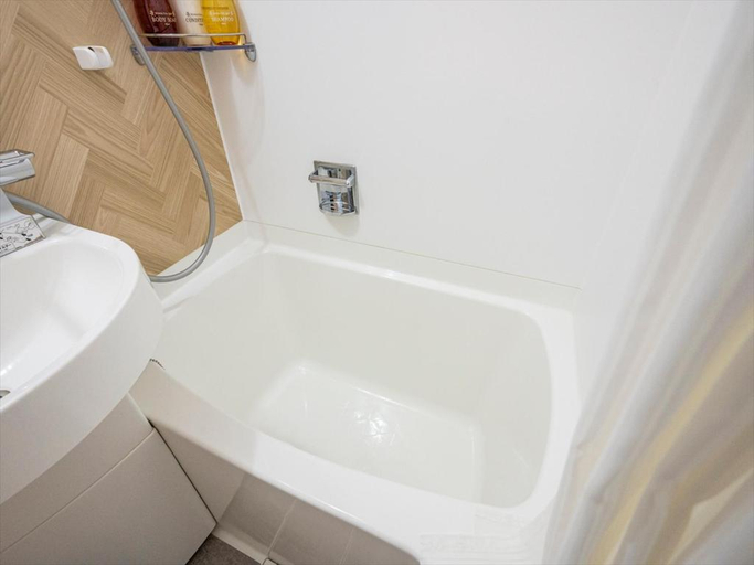 Bathroom 4, Nishitetsu Inn Tenjin, Fukuoka