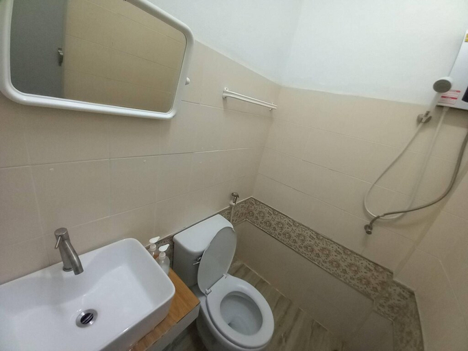 Bathroom, Two T Resort, Sawankhalok