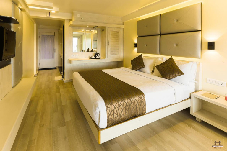 Bedroom 2, Hotel Darshan, The Nilgiris