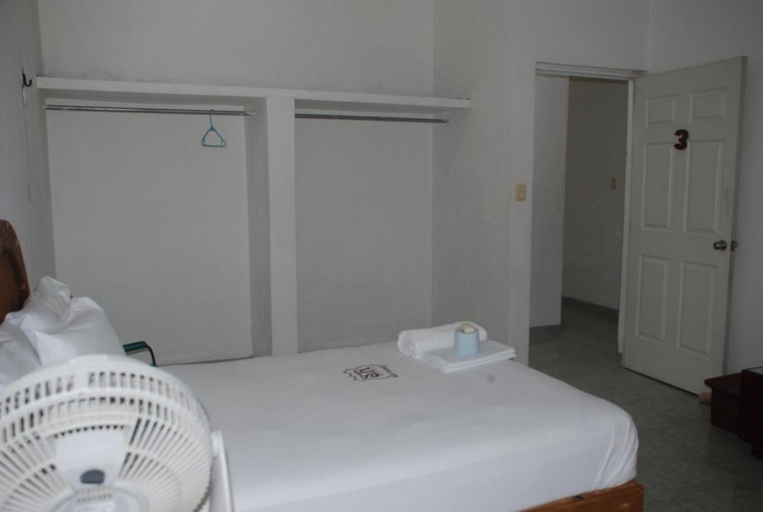 Bedroom 4, Hospedaje Papagrande, Homún