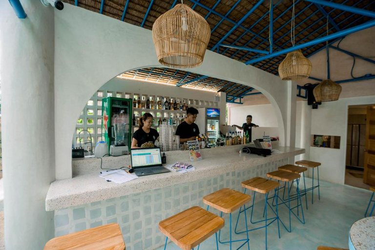 Food & Drinks 3, Mad Monkey Panglao, Panglao