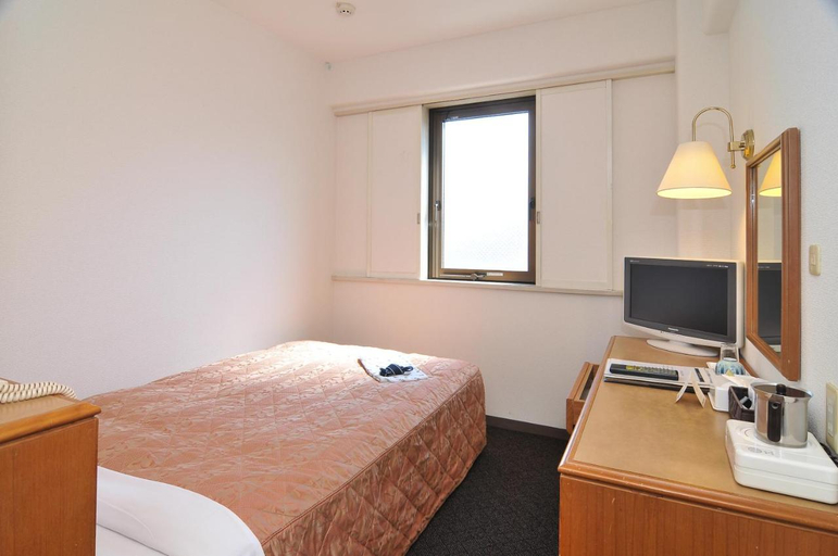 Bedroom 4, Yawatajuku Dai-Ichi Hotel, Ichihara