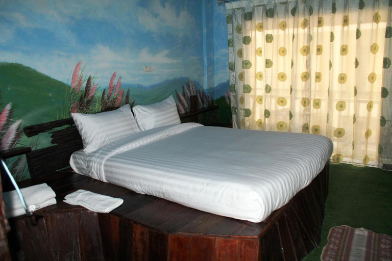 Bedroom 2, Huen Chan Thip, Muang Chiang Rai