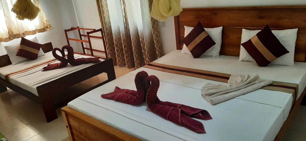 Bedroom 5, Treasure House Tourist Rest, N. Palatha East