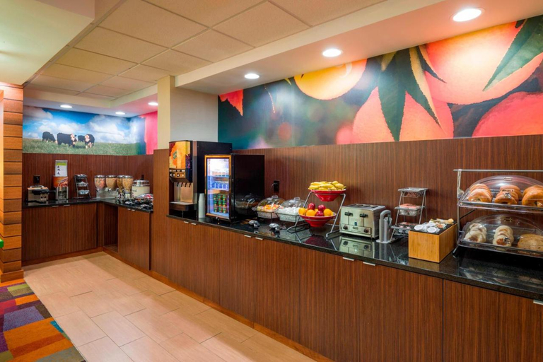 Food & Drinks 5, BW Allentown Bethlehem Lehigh Valley Inn & Suites, Lehigh