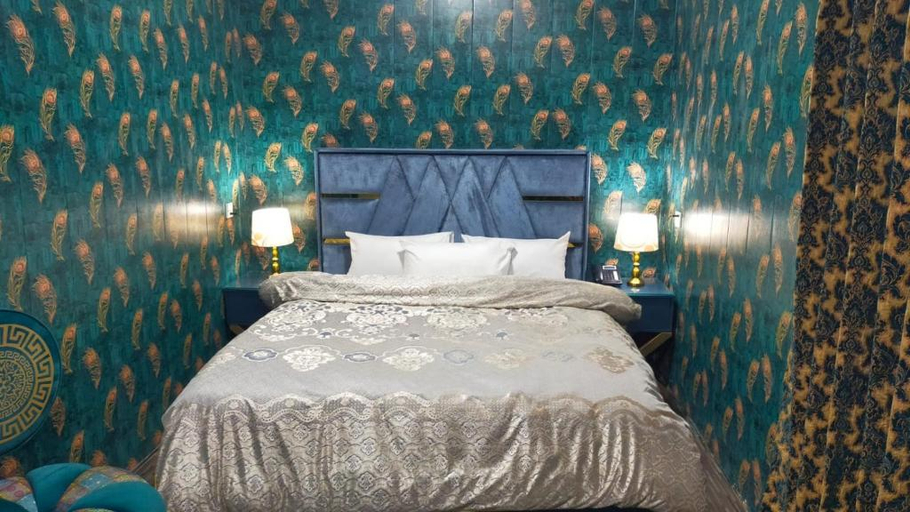 Bedroom 2, Royal Luxury Hotel Lahore, Lahore