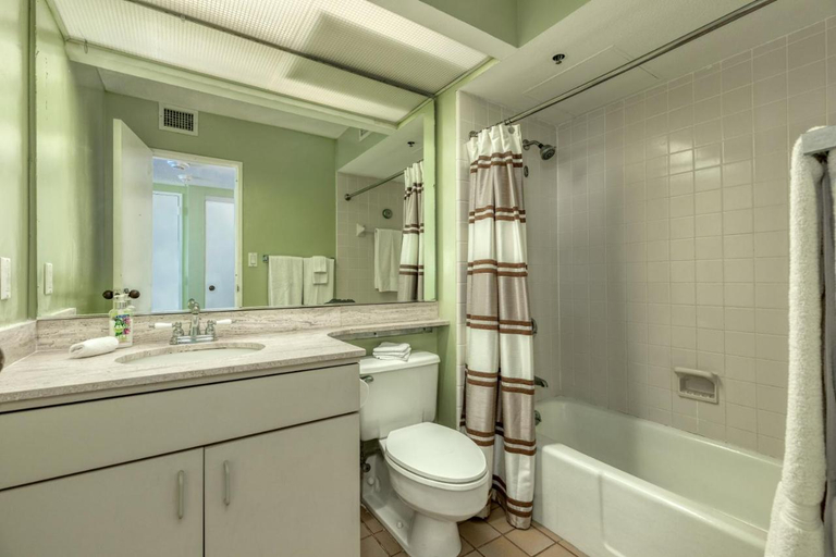 Bathroom 4, San Luis Condominiums, Galveston