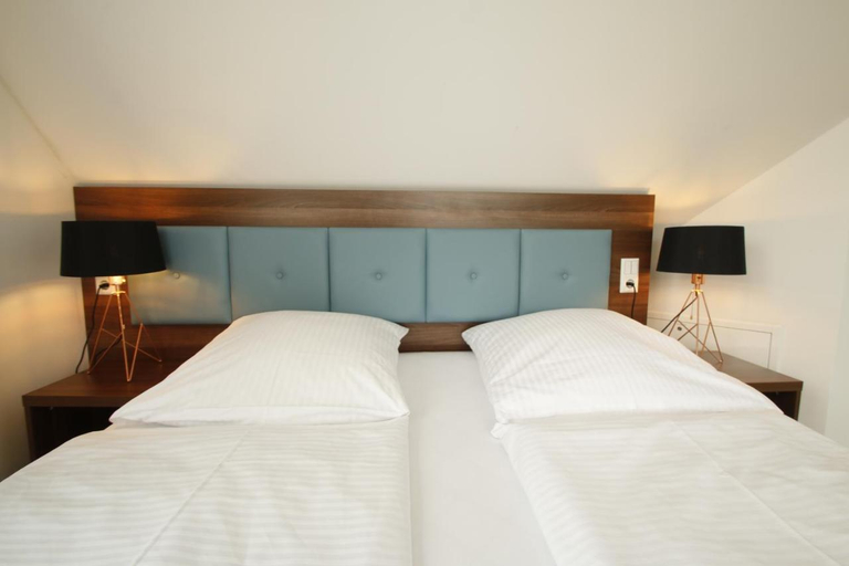 Bedroom, Amelie Chez Inez, Konstanz