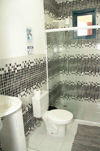 Bathroom, Pousada Vitoria, Aparecida