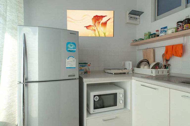 Others 5, 1BR Condo 5 Min to BTS 1000mbps Fiber Wi-fi Great Location, Wattana