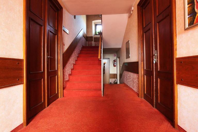 Others 5, Guesthouse Risnik, Divaca