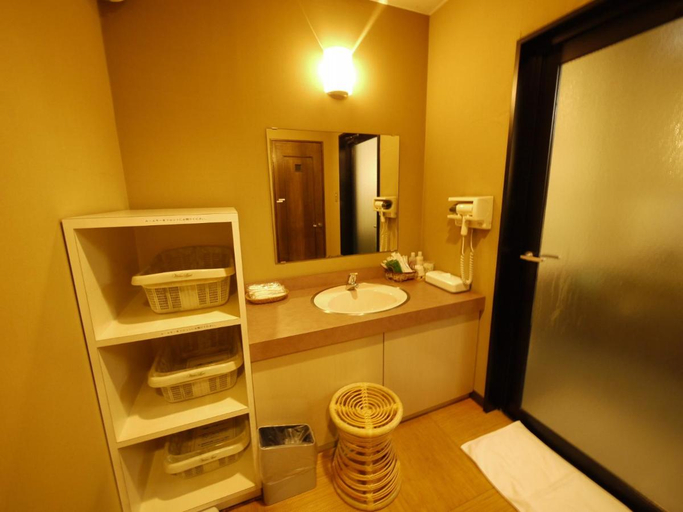 Bathroom 3, Hotel Route-Inn Court Uenohara, Uenohara