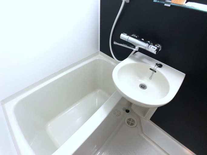 Bathroom 3, Toyama Town Hotel 24, Toyama