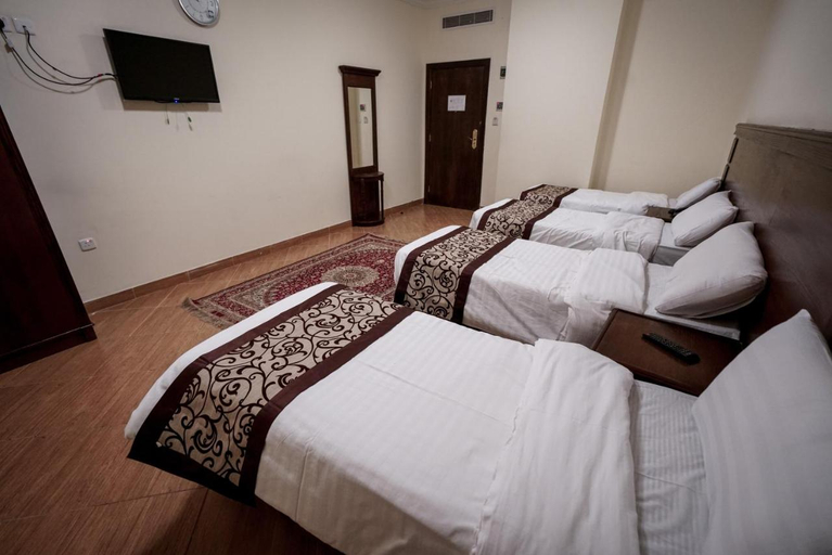 Bedroom 3, Qasr Alazizia Hotel, Makkah