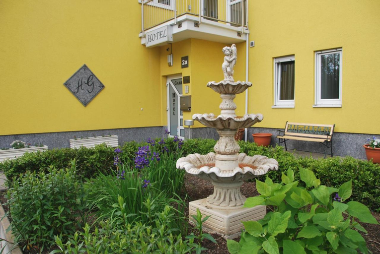 Exterior & Views, Hotel Garda, Darmstadt