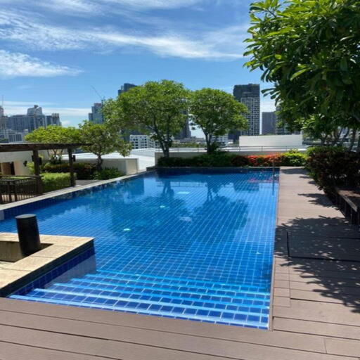 Sport & Beauty 4, Delightful Condo in Central location at Sukhumvit 49, Wattana
