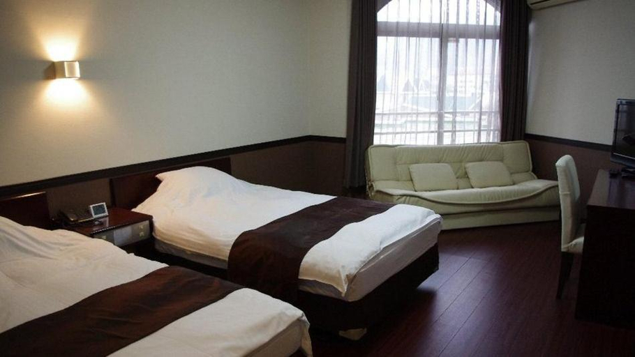 Bedroom 3, Hotel Saint Paul Nagasaki, Nagasaki