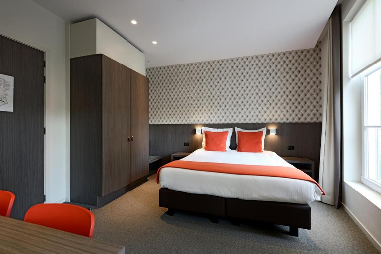 Bedroom 3, Square Hotel, West-Vlaanderen