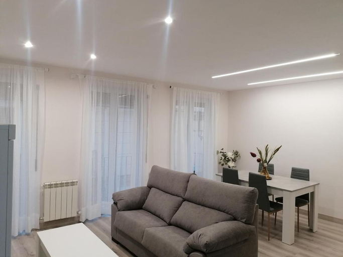 Others 5, Apartamentos El Cid, Burgos