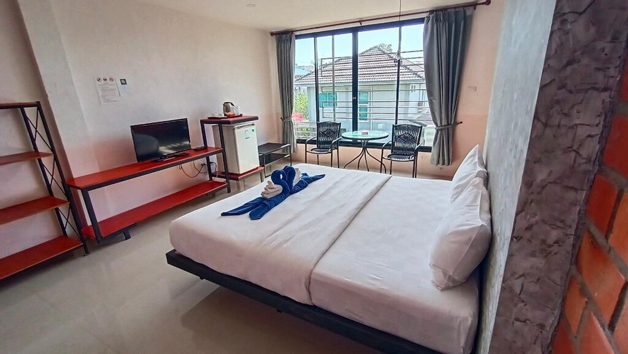 Bedroom 2, Moonrise Villa, Pathiu