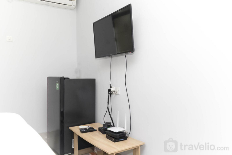 Others 4, Homey and Comfort Studio at the Enviro Apartment, Cikarang