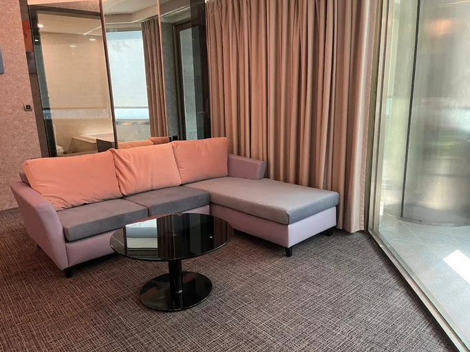 Others 5, Hotel G, Penghu