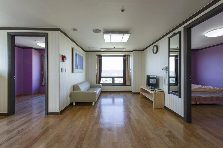 Others 3, BS Condo, Asan