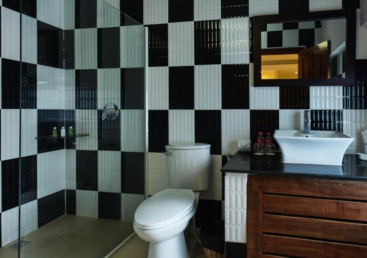 Bathroom 3, River Retreat Boutique Hotel, Siem Reap