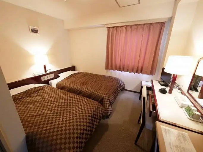 Bedroom 4, Urasa Hotel Okabe, Minamiuonuma