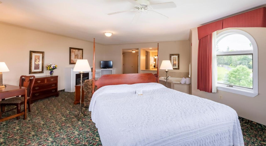 Bedroom 5, ヴィニフェラインン, Ontario