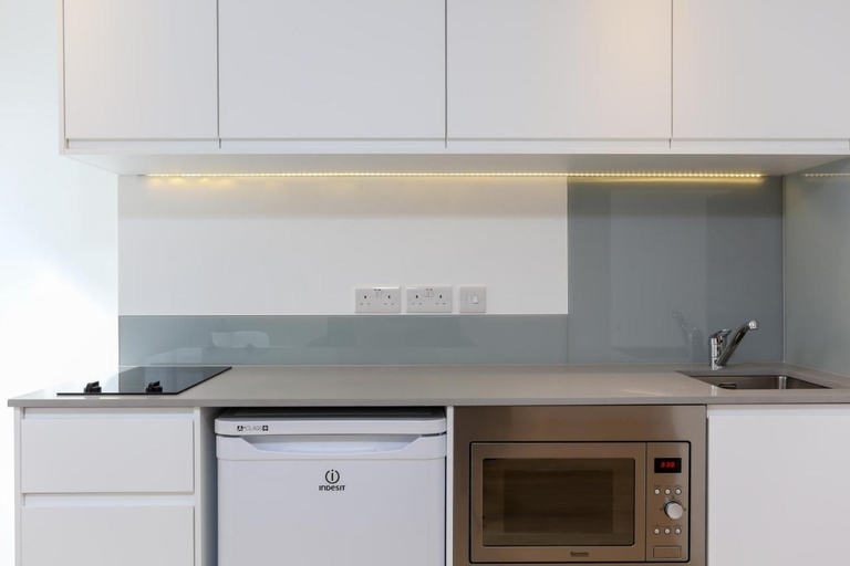 Others 5, Apartment in Kingcross With Historical Highlights, London