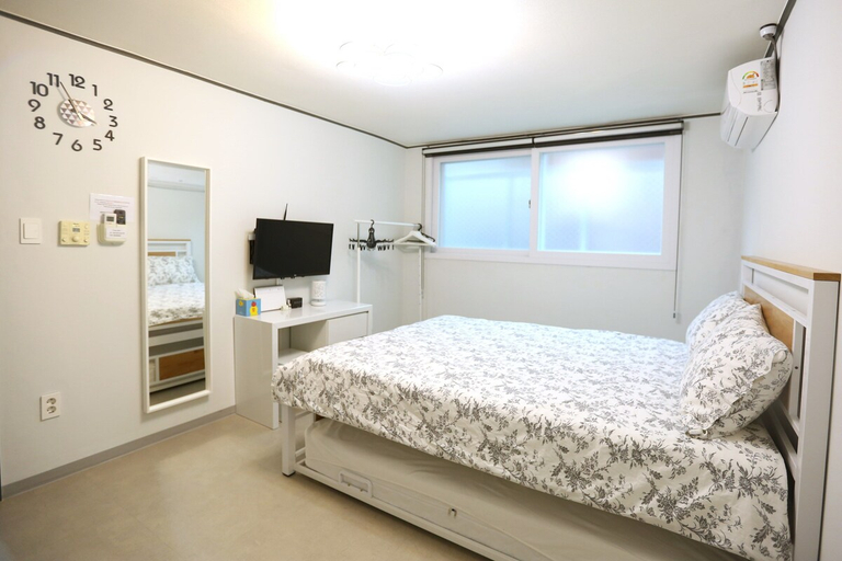Bedroom 2, Ur Seoul Home, Yongsan