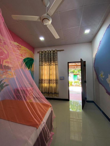 Bedroom 5, Elena Garden Resort and Restaurant, Trincomalee Town and Gravets