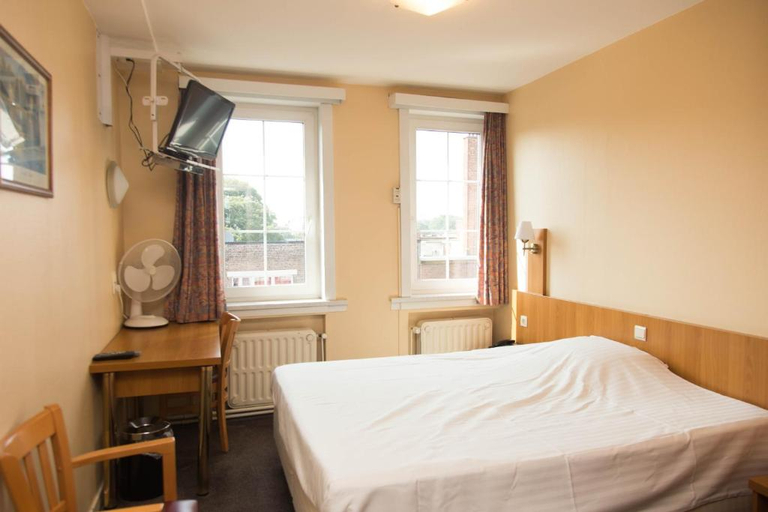 Bedroom 3, Hotel Bristol Internationaal, Antwerpen