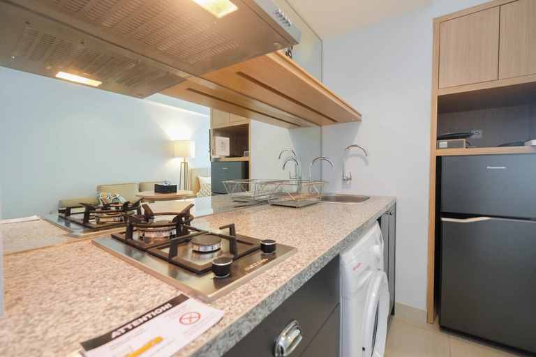 Others 4, Modern and Spacious Studio Grand Kamala Lagoon Apartment, Bekasi