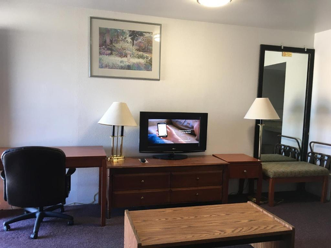 Others, Maple Inn & Suites, Merced