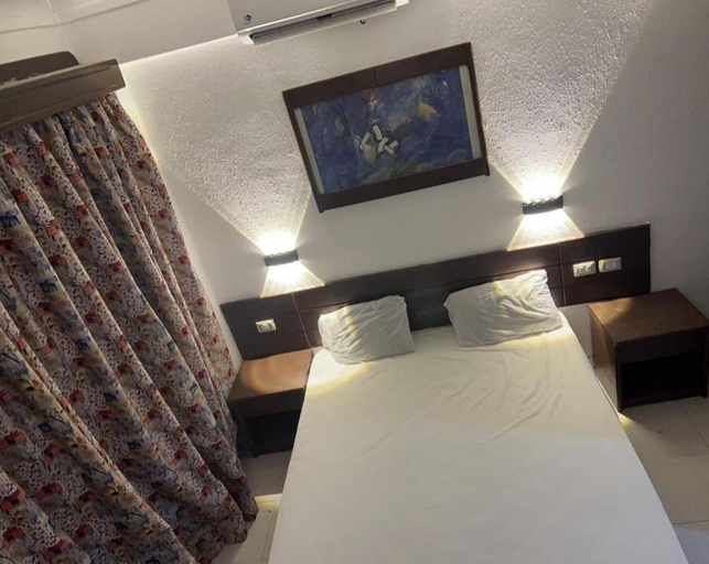 Bedroom 3, Mashrabiya hotel, Al-Ghurdaqah