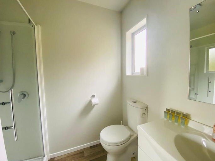 Bathroom, Tekapo Tussock, Mackenzie