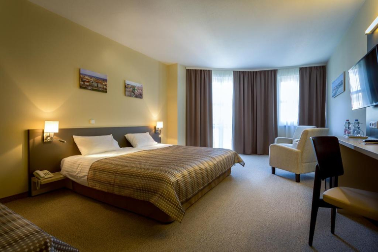 Bedroom 3, Hotel Corvin, Győr