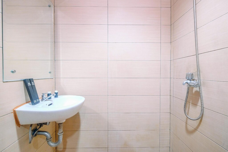 Bedroom 4, Warm Studio Margonda Residence 5 By Travelio, Depok