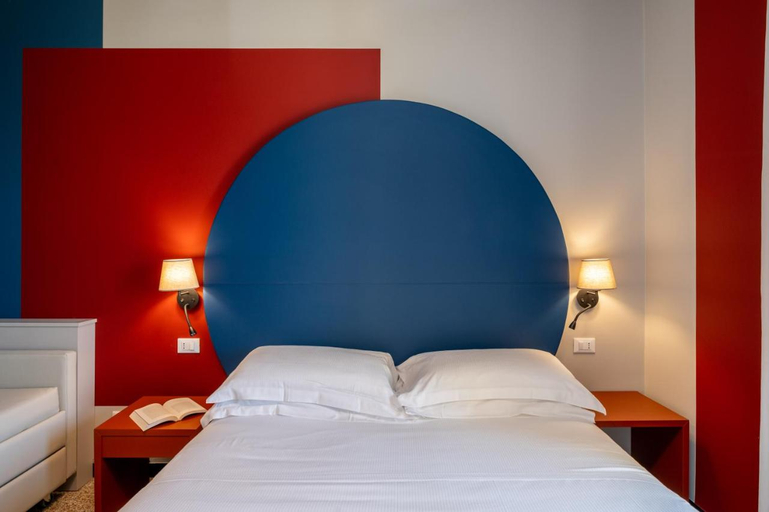 Bedroom 2, Hotel Doria - Business & Bike, Mantua