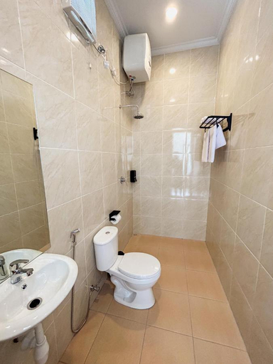 Bathroom 2, James Guest House, Badung