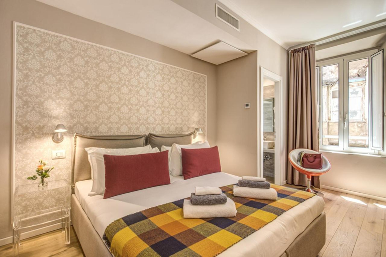 Bedroom 2, Spanish Suite Ripetta, Rome