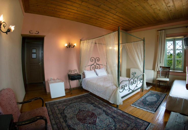 Bedroom 2, Casa Mare, West Macedonia