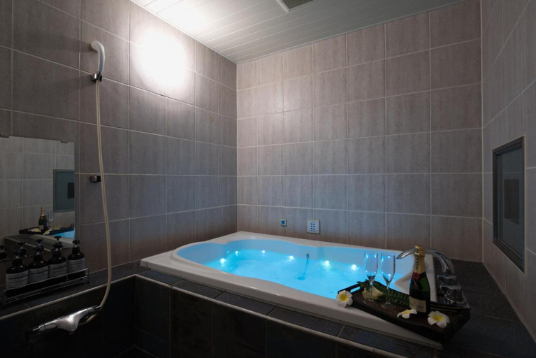 Bathroom, HOTEL SULATA Sapporo (Adult Only), Sapporo