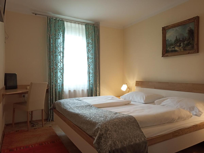 Bedroom 2, Adlerhof, Salzburg