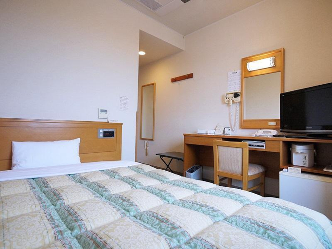 Bedroom 3, Hotel Route-Inn Oogaki Inter, Ōgaki