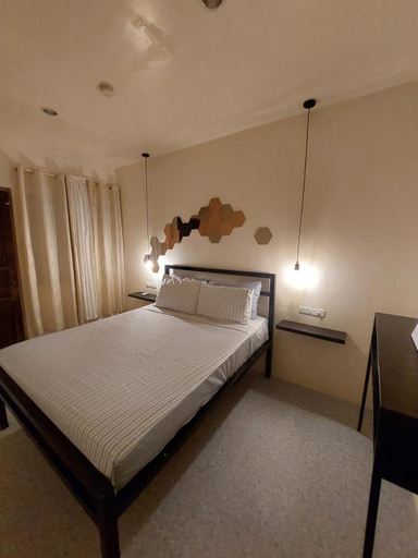 Bedroom 3, MOHO, Moalboal