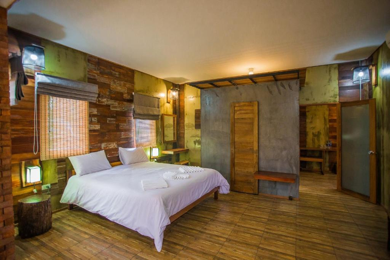 Bedroom 4, Palm Pran Resort, Pran Buri